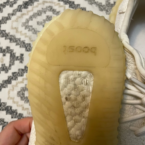 Adidas Yeezy Boosts - Picture 13 of 16